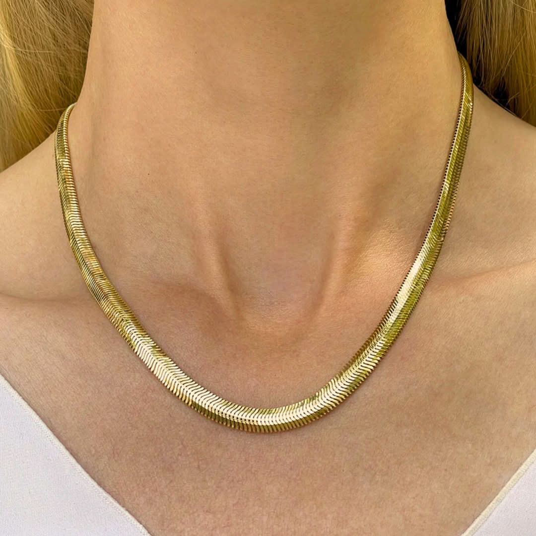 Chunky Snake Necklace Gold