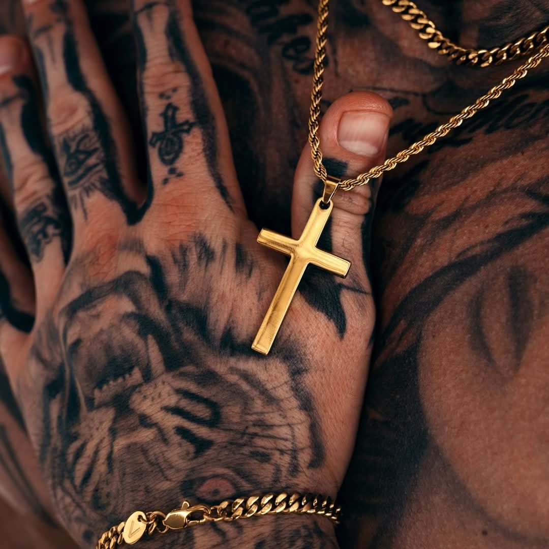 Cross Pendant | Gold - Image 4