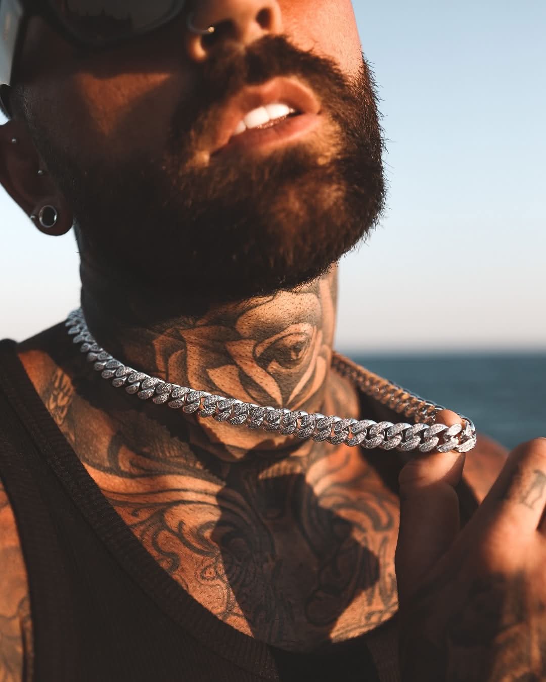 Iced Cuban Chain White Gold | 12mm - Image 4