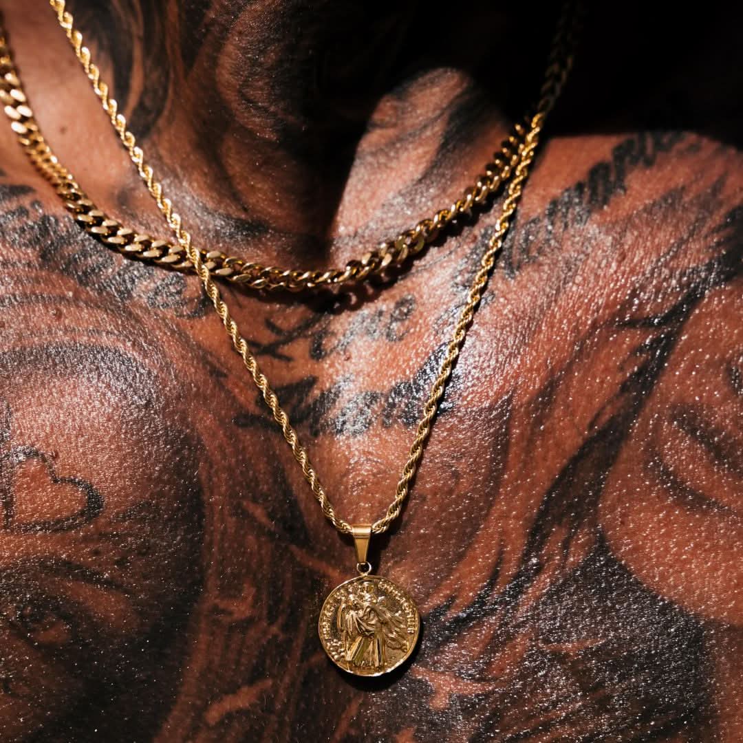 St Christopher Pendant | Gold - Image 4