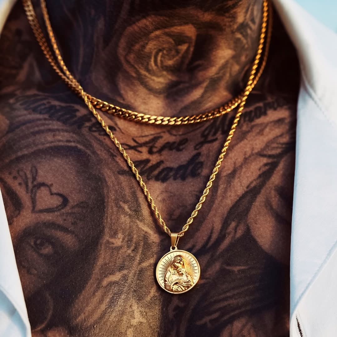 St Mary Pendant | Gold - Image 6