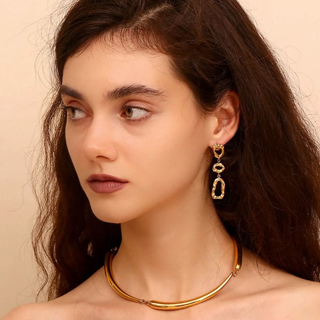 Hammered Tassel Earrings Gold - Image 3