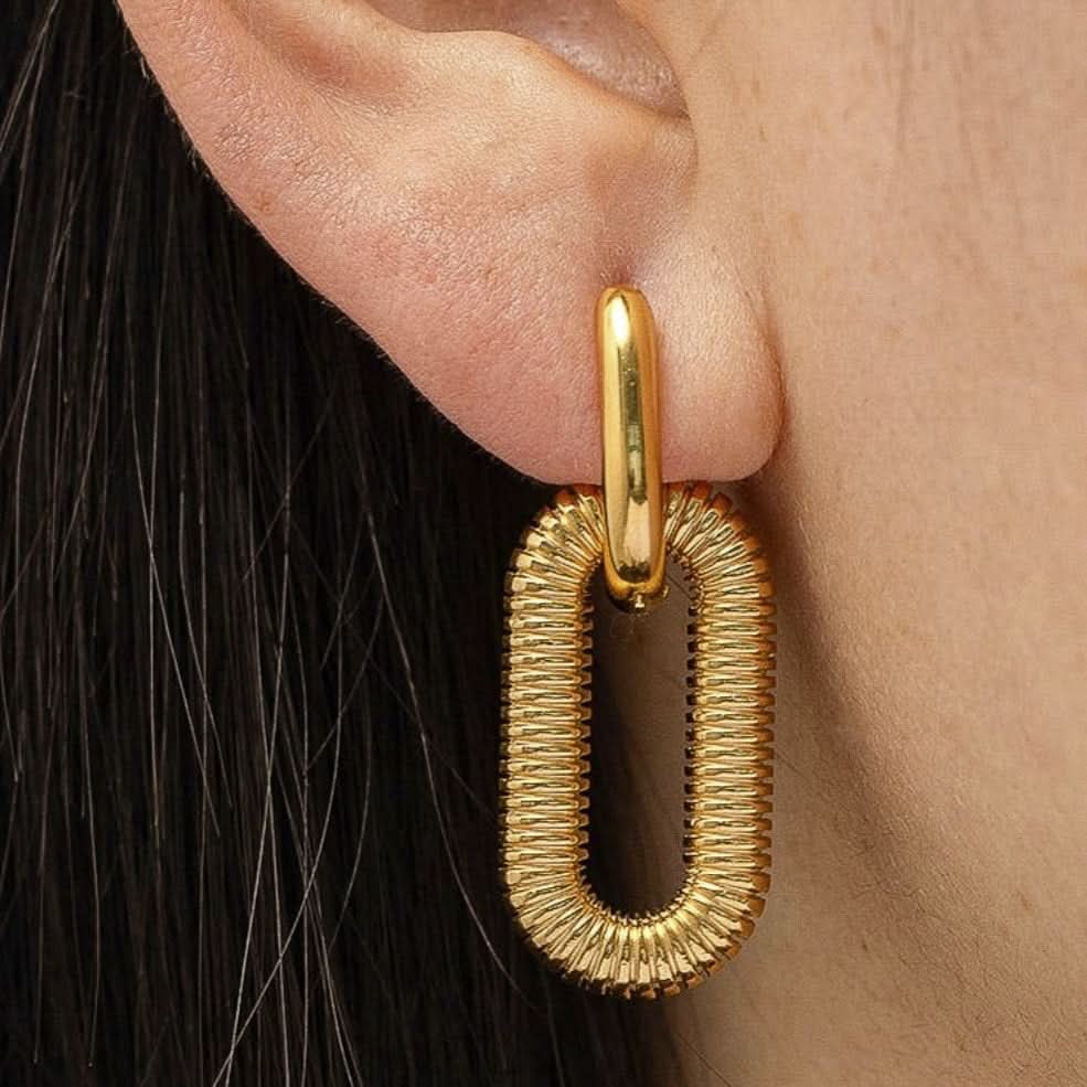 Ribbed Double Hoop Earrings Gold - Image 6